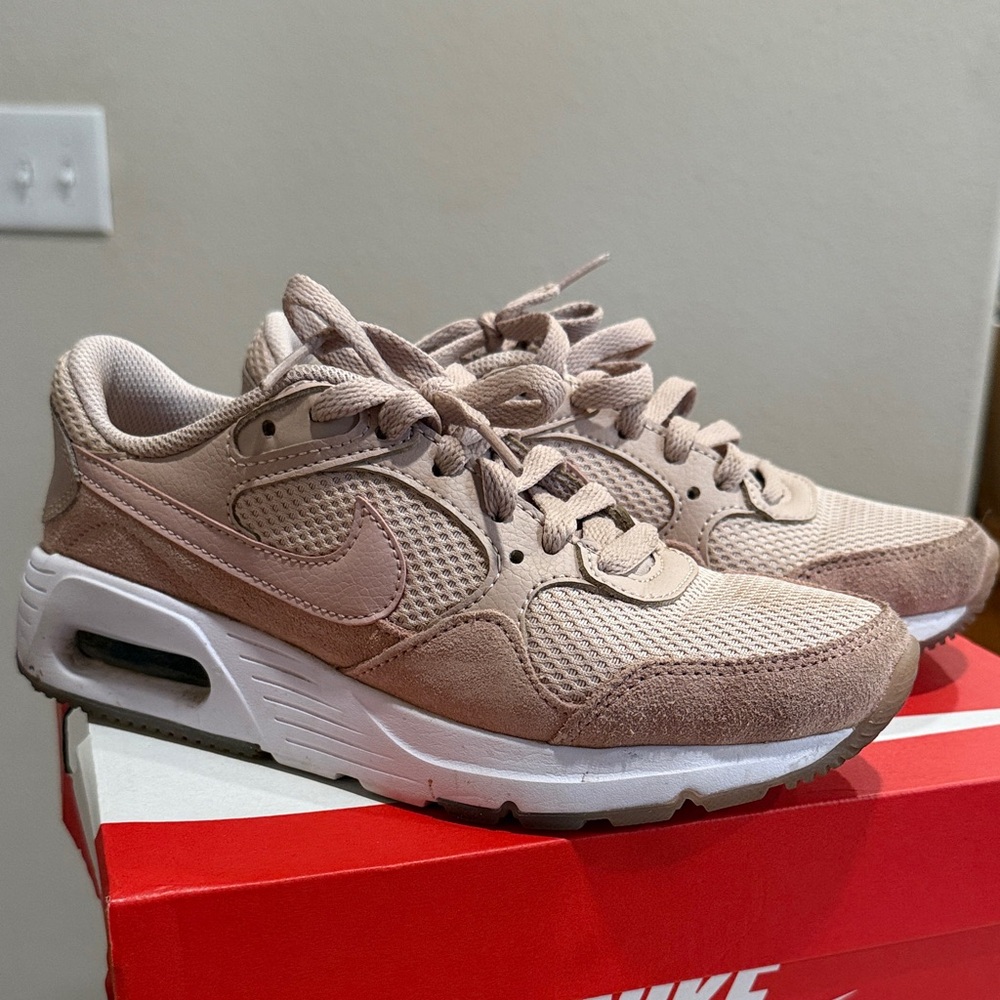 Nike Women's Air Max SC